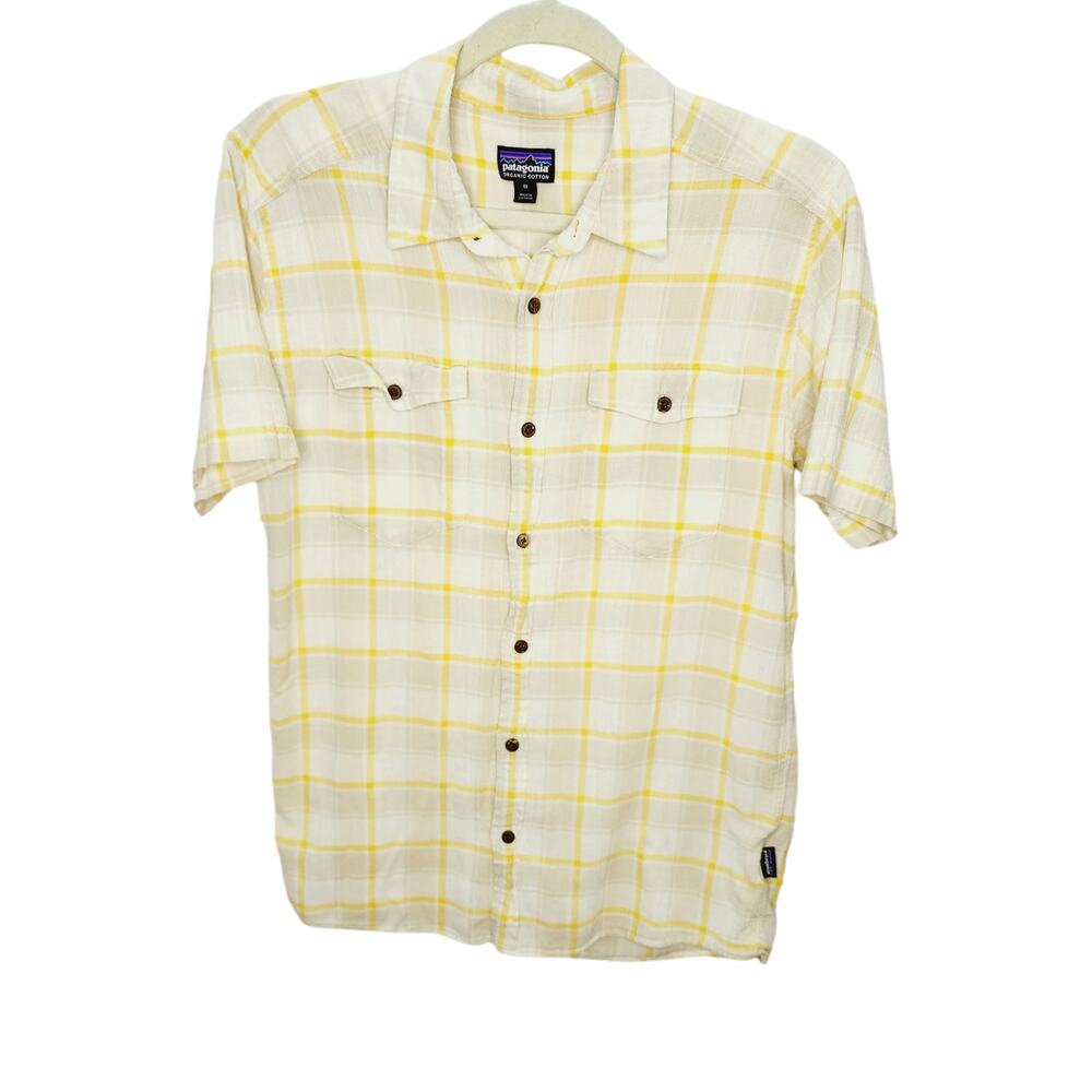 Patagonia Organic Cotton Plaid Shirt Men’s M Yellow Tan Short Sleeve Lightweight